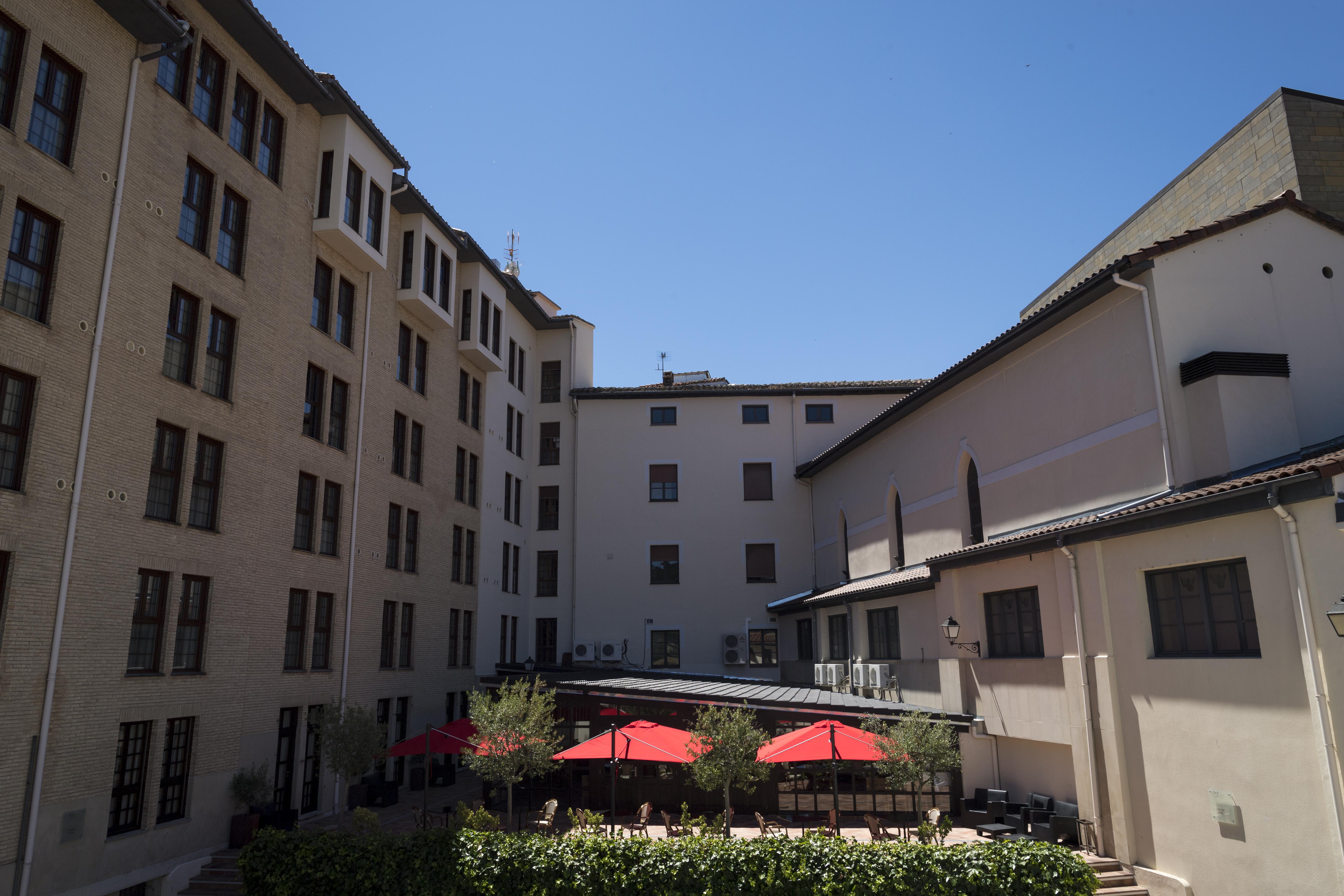 Pamplona Catedral Hotel Bagian luar foto