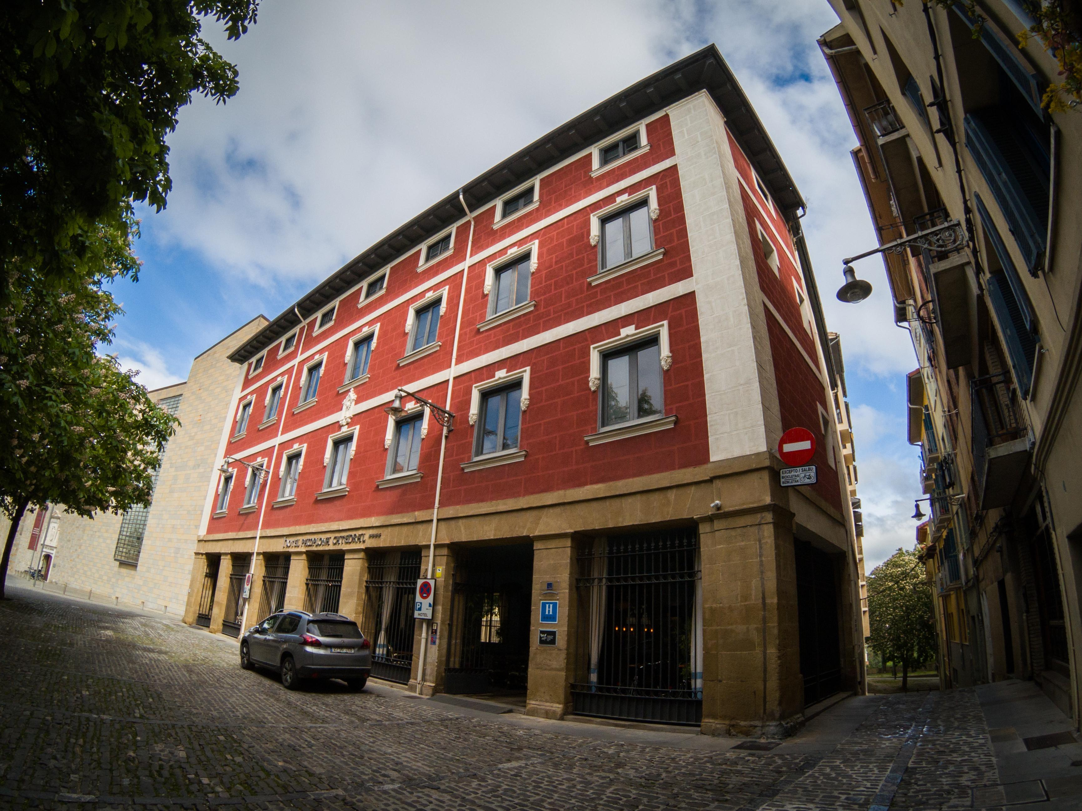 Pamplona Catedral Hotel Bagian luar foto